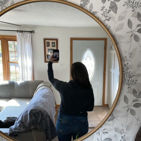 Lululemon Iconic Wrap Dark Gray Long Sleeve Shirt Crop Sz XS -Small Thumb Holes - Picture 13 of 16